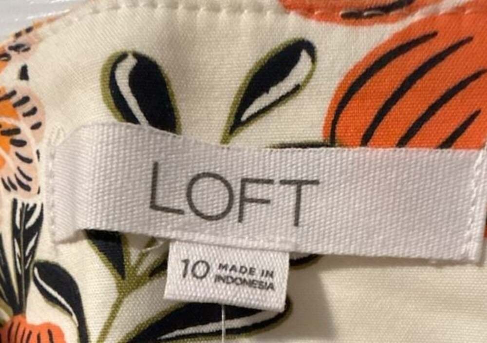LOFT Riviera Floral Print Mid Rise Shorts Sz 10 4” Inseam Cotton Blend Chino NWT - Picture 12 of 15